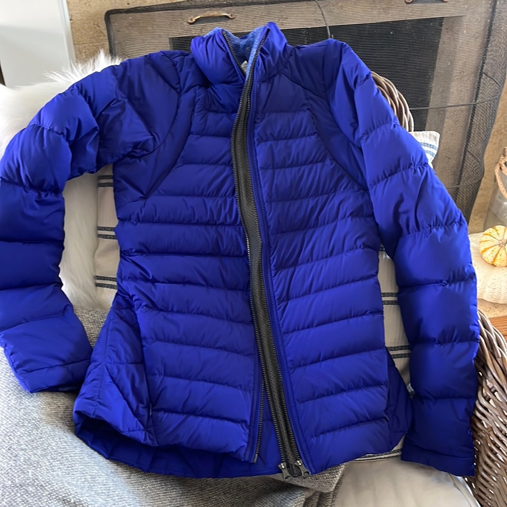 Lululemon down jacket size 6 in EUC